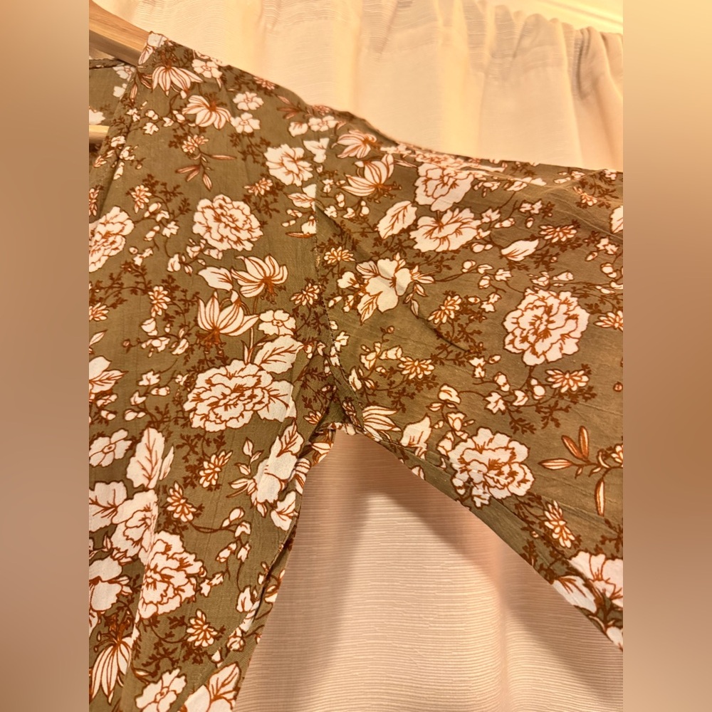 Faithfull the Brand Tan and Cream Floral Wrap Midi Dress, L - Picture 9 of 13